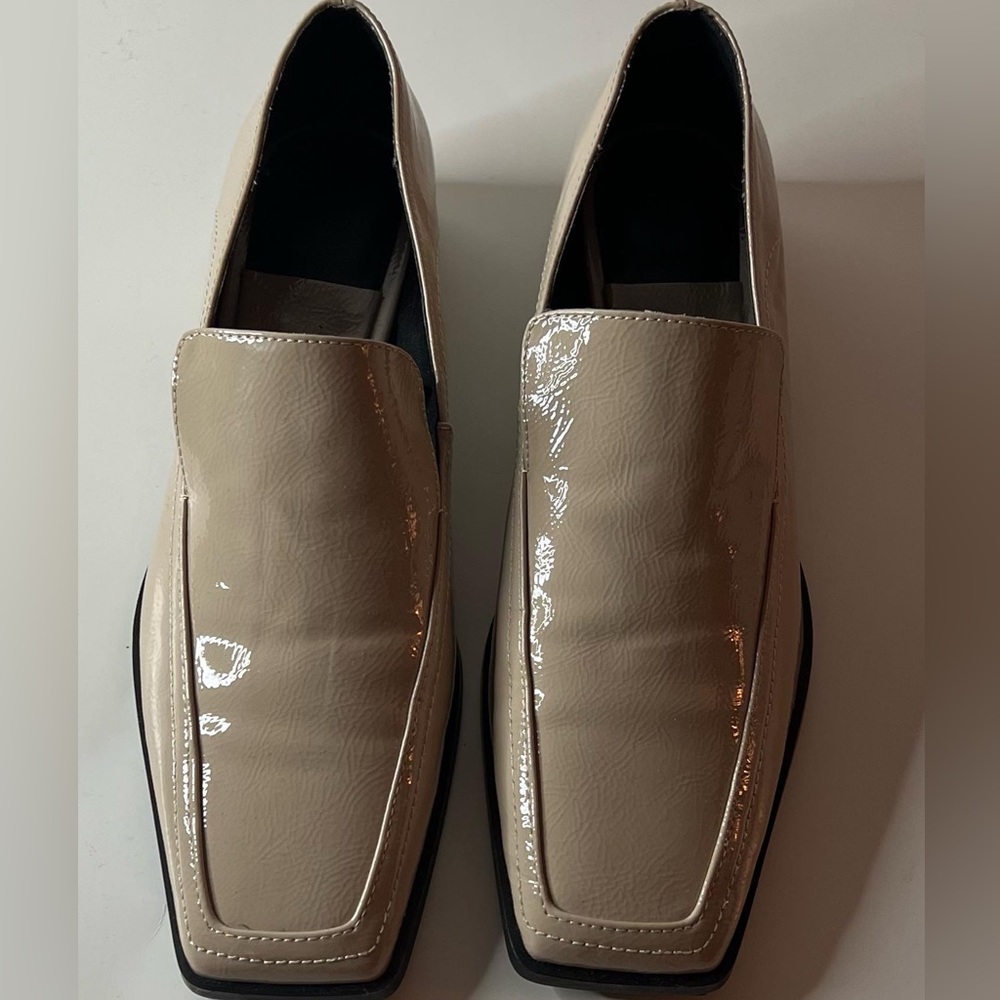 Patent leather loafer